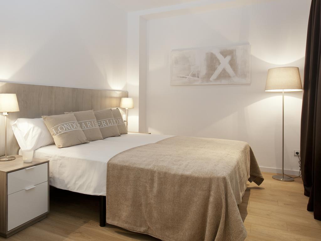 Rent Top Apartments Rambla Catalunya Barcelona Exterior photo